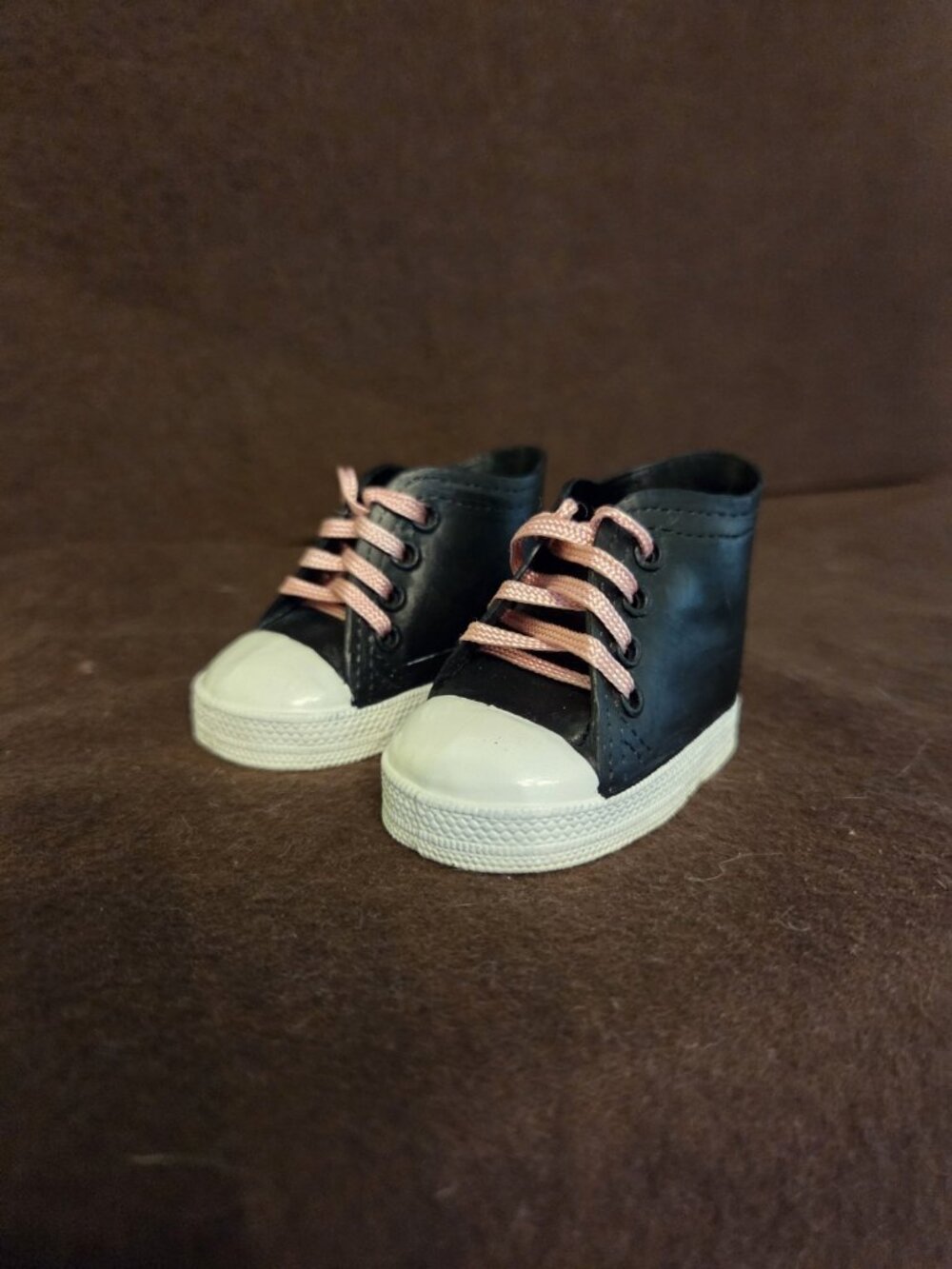 Madame Alexander Black Hightop Doll Shoes Pink‎ Laces 18" Doll